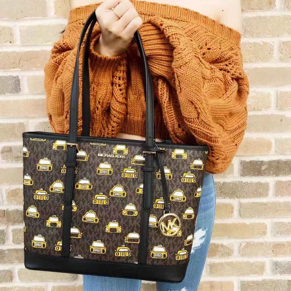 BUNDLE💞NWT Michael Kors Tote & Wallet - Picture 4 of 9